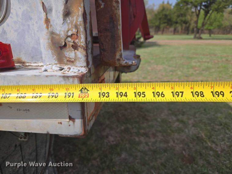 image for item ET5204 1972 Chevrolet C60 grain truck