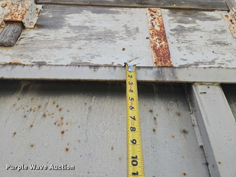 image for item ET5204 1972 Chevrolet C60 grain truck