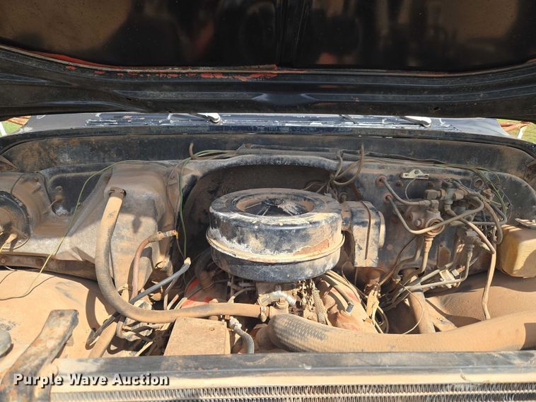 image for item ET5204 1972 Chevrolet C60 grain truck