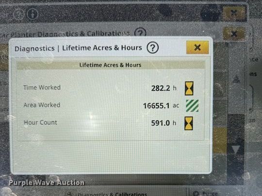 image for item ET6049 2018 John Deere 1725C Exact Emerge planter