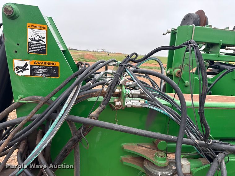 image for item ET6050 2015 John Deere DB120 planter