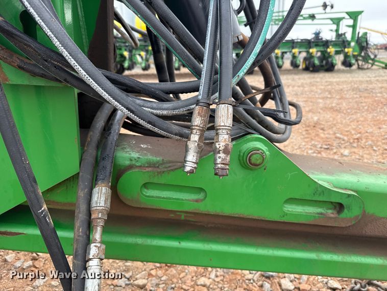 image for item ET6050 2015 John Deere DB120 planter