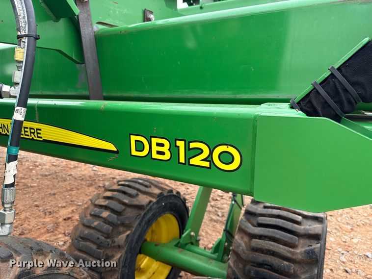 image for item ET6050 2015 John Deere DB120 planter