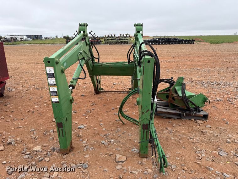 image for item ET6051 John Deere 740 loader