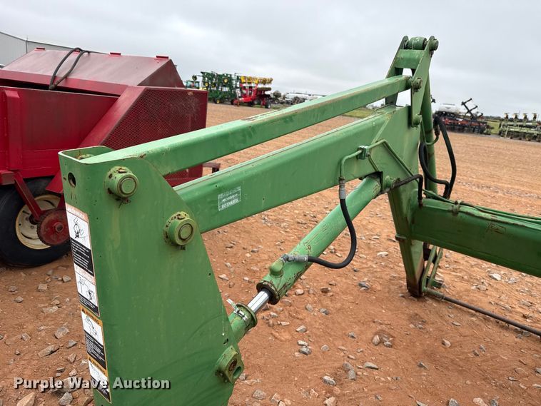 image for item ET6051 John Deere 740 loader
