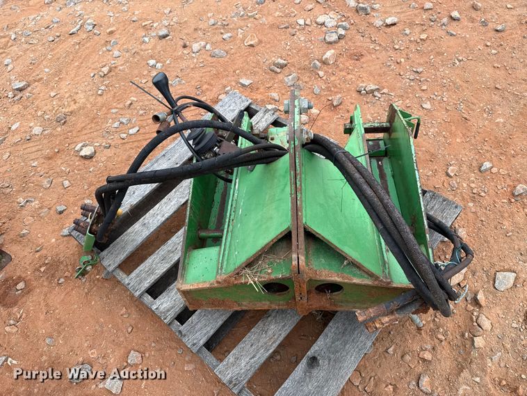 image for item ET6051 John Deere 740 loader