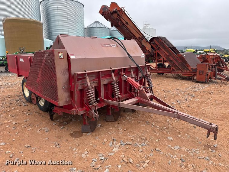 image for item ET6052 Bermuda King 24/4R0W/00 sprig planter