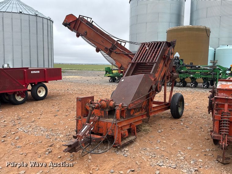 image for item ET6053 Bermuda King sprig harvester