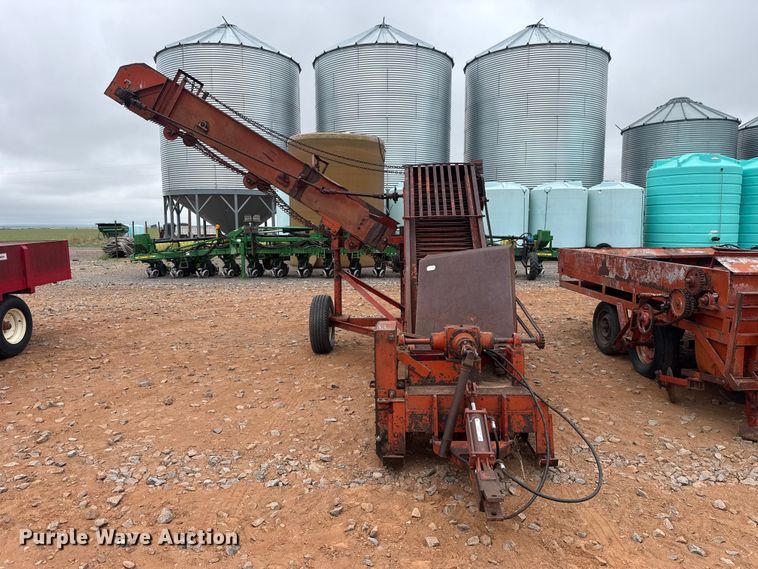 image for item ET6053 Bermuda King sprig harvester