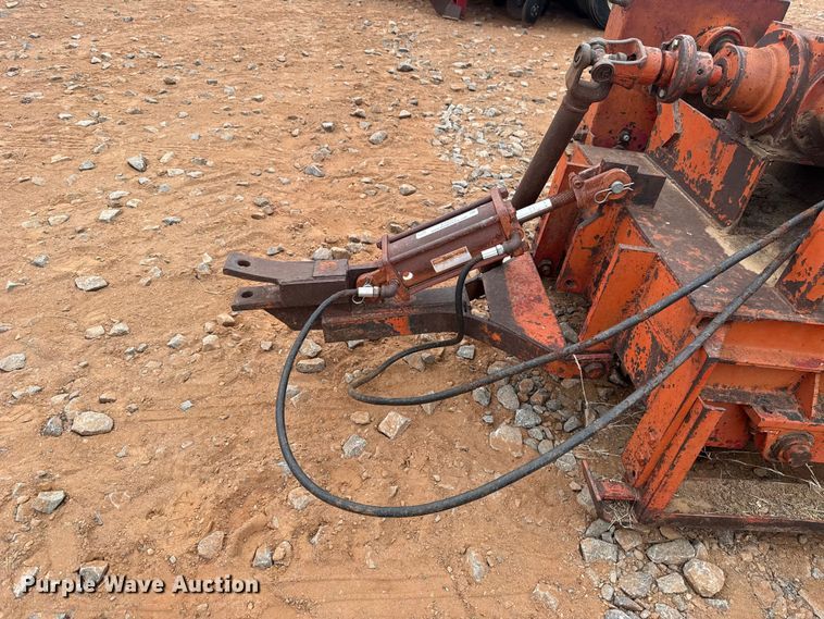 image for item ET6053 Bermuda King sprig harvester