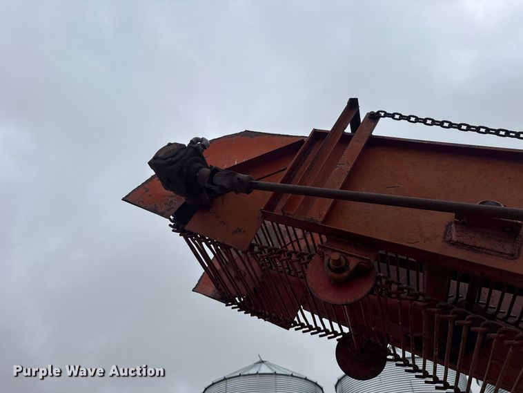 image for item ET6053 Bermuda King sprig harvester