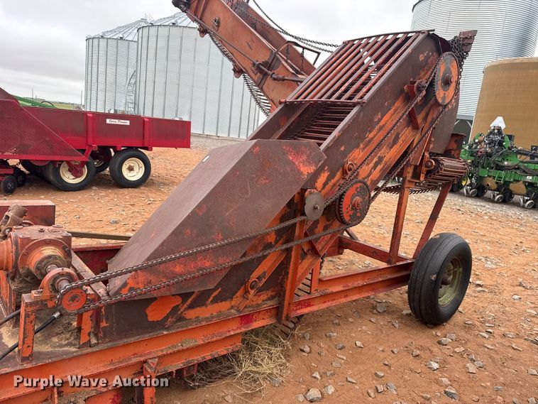 image for item ET6053 Bermuda King sprig harvester