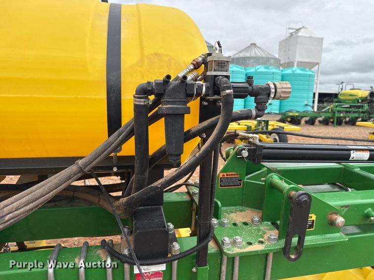 image for item ET6058 Willmar Fabrication Redball 12RW hooded sprayer