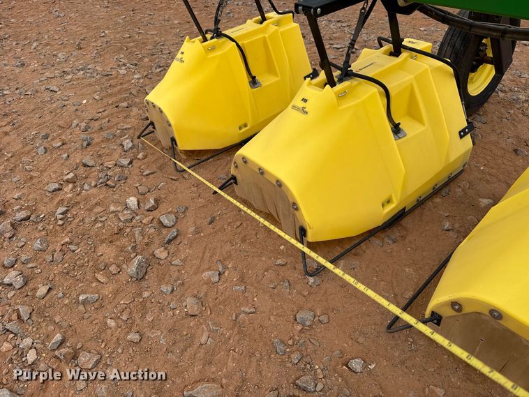 image for item ET6058 Willmar Fabrication Redball 12RW hooded sprayer