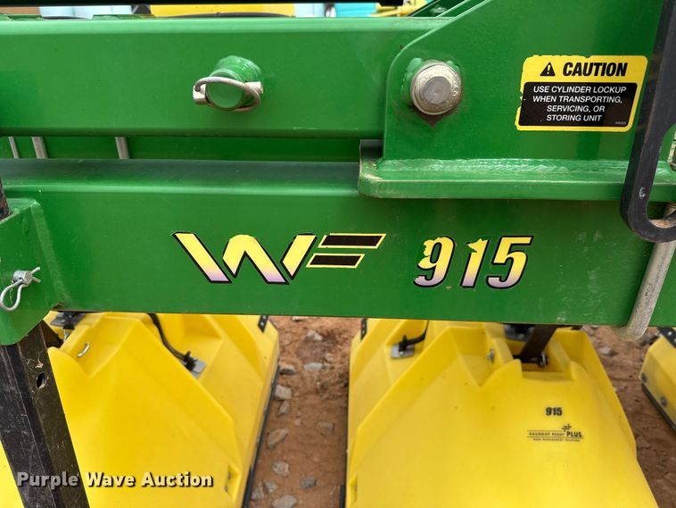 image for item ET6058 Willmar Fabrication Redball 12RW hooded sprayer