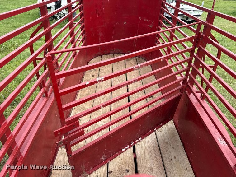 image for item ET6107 Shop Built livestock trailer