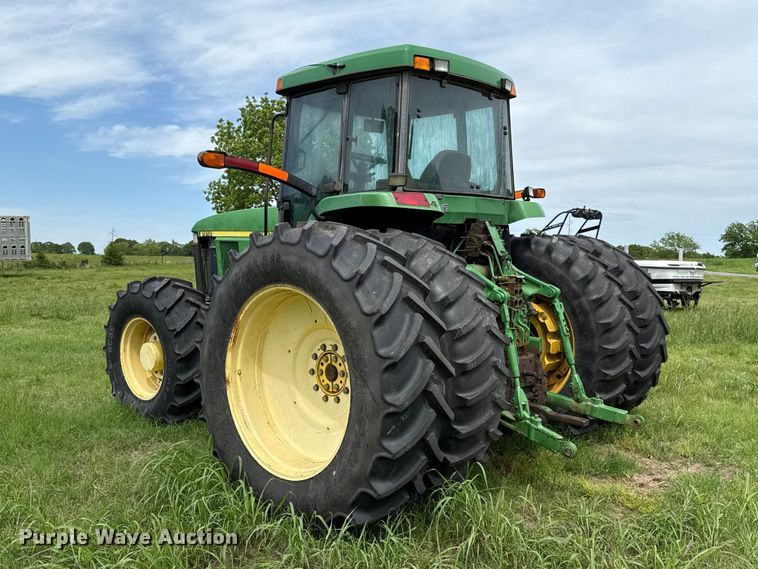 image for item ET6110 2003 John Deere 7810 4WD tractor