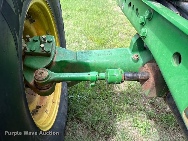 image for item ET6110 2003 John Deere 7810 4WD tractor