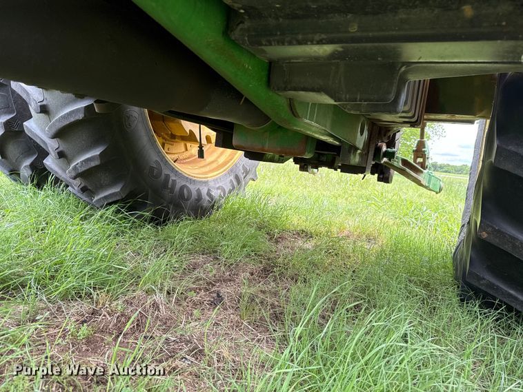 image for item ET6110 2003 John Deere 7810 4WD tractor