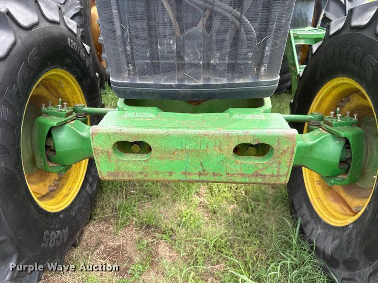 image for item ET6110 2003 John Deere 7810 4WD tractor