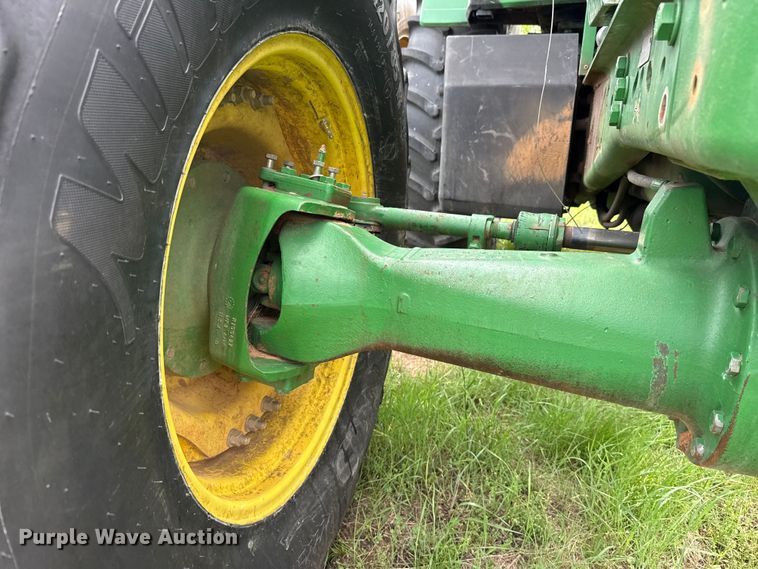 image for item ET6110 2003 John Deere 7810 4WD tractor