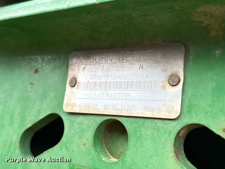image for item ET6110 2003 John Deere 7810 4WD tractor