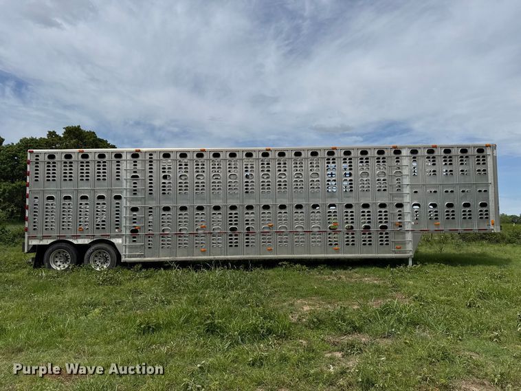 image for item ET6112 2015 Wilson Trailer Co. PSDCL-402 livestock trailer