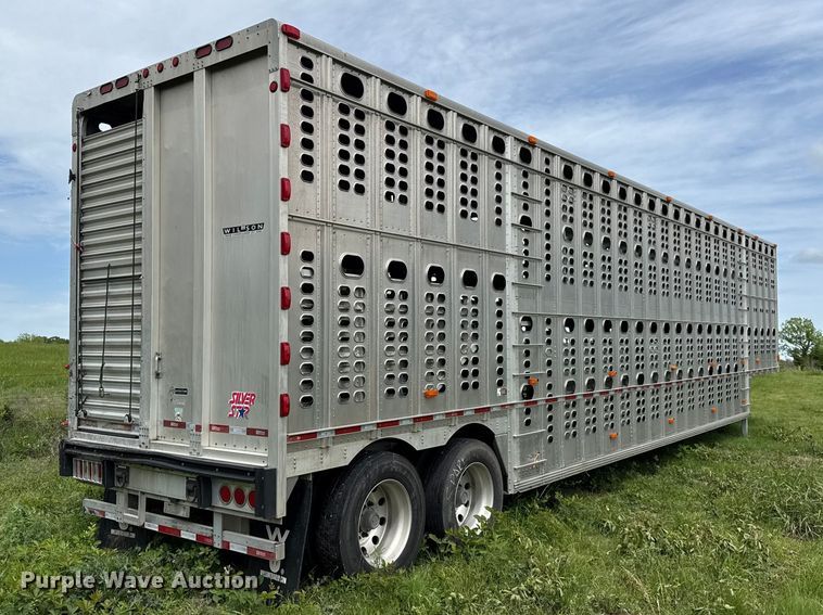 image for item ET6112 2015 Wilson Trailer Co. PSDCL-402 livestock trailer