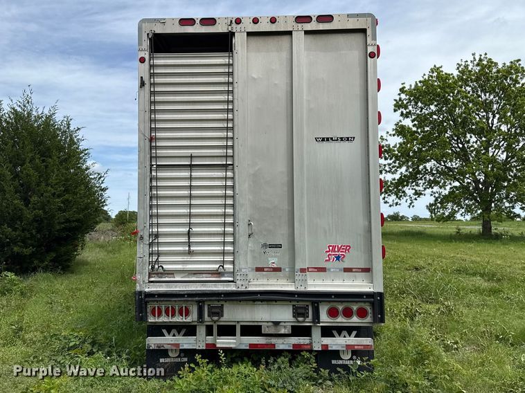 image for item ET6112 2015 Wilson Trailer Co. PSDCL-402 livestock trailer