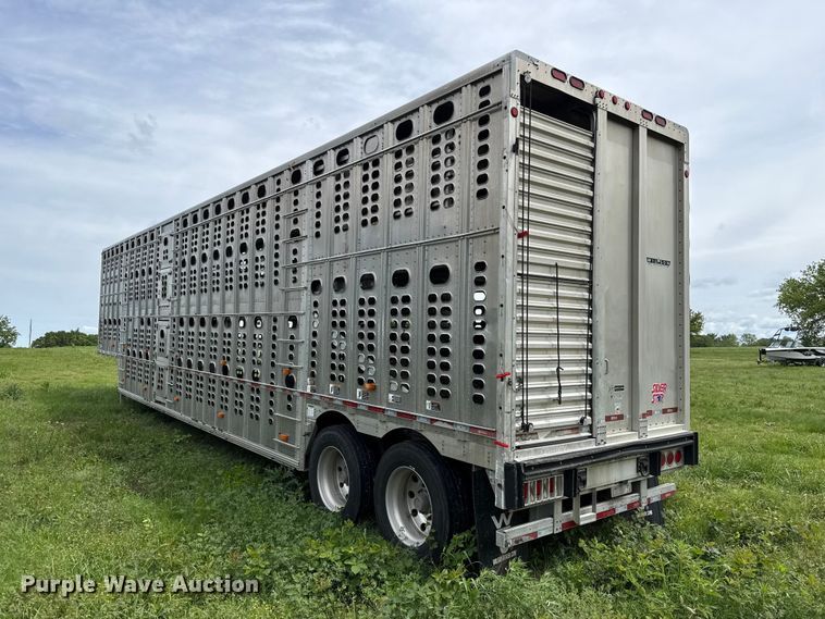 image for item ET6112 2015 Wilson Trailer Co. PSDCL-402 livestock trailer