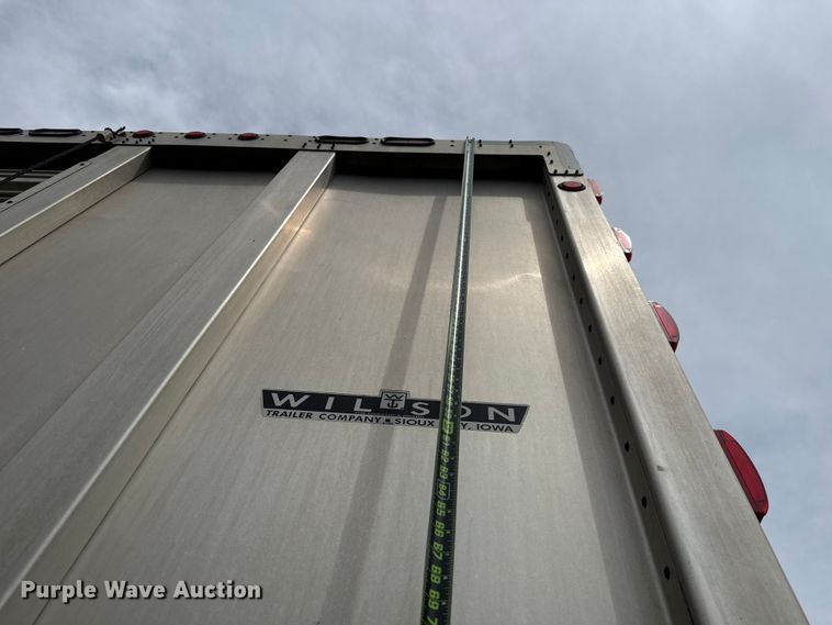 image for item ET6112 2015 Wilson Trailer Co. PSDCL-402 livestock trailer