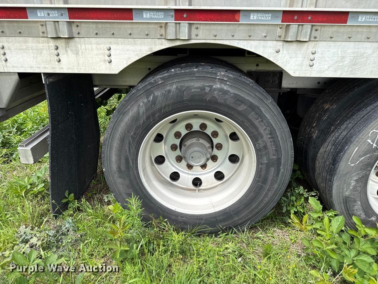 image for item ET6112 2015 Wilson Trailer Co. PSDCL-402 livestock trailer