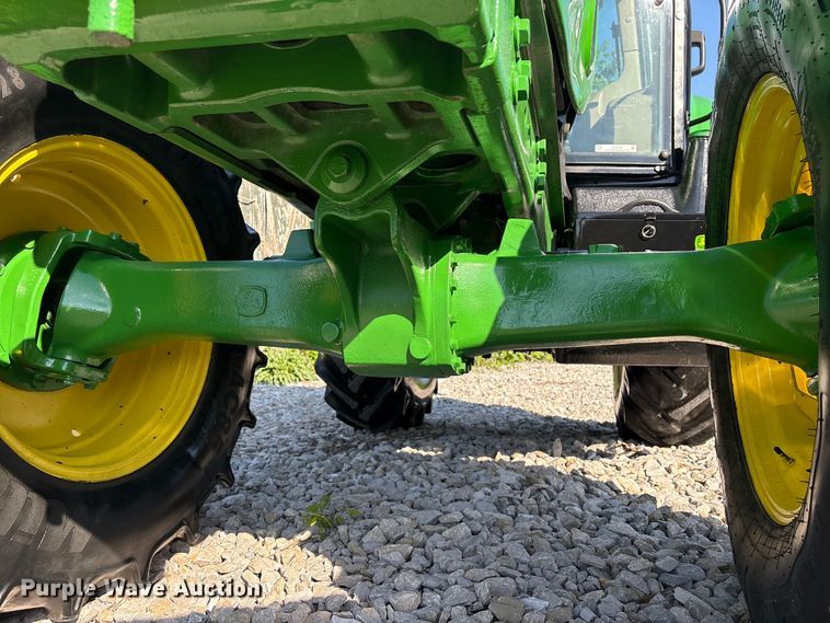 image for item EU0556 2006 John Deere 7320 MFWD tractor