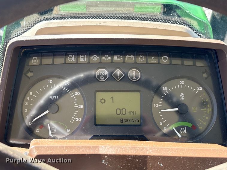 image for item EU0556 2006 John Deere 7320 MFWD tractor