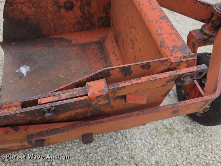 image for item EV2099 Ford dirt scoop