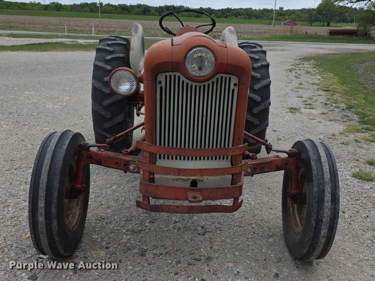 image for item EV2101 Ford 601 Workmaster tractor