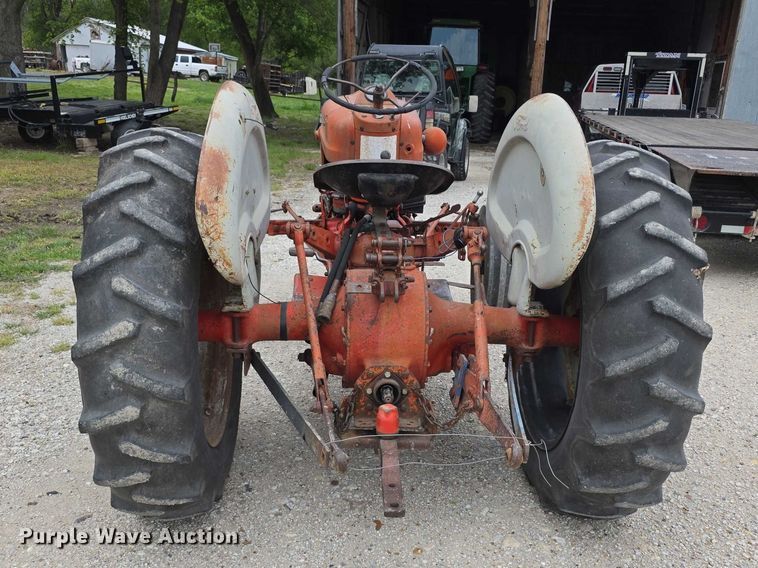 image for item EV2101 Ford 601 Workmaster tractor