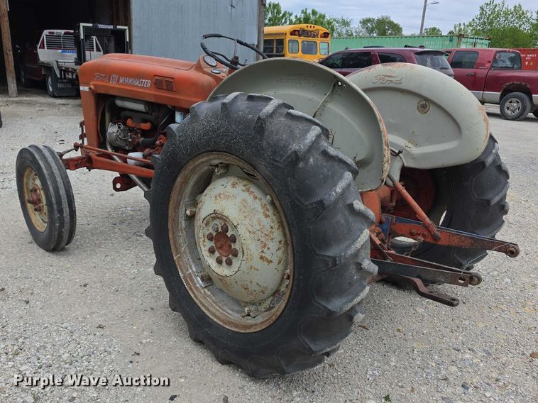 image for item EV2101 Ford 601 Workmaster tractor