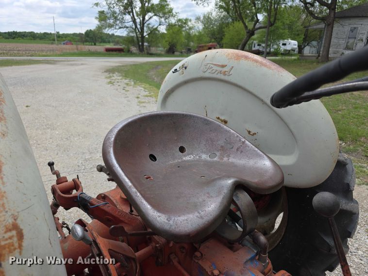 image for item EV2101 Ford 601 Workmaster tractor
