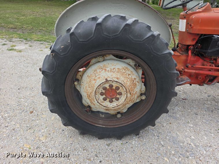 image for item EV2101 Ford 601 Workmaster tractor