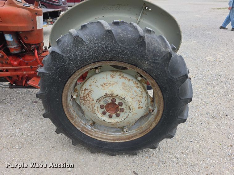image for item EV2101 Ford 601 Workmaster tractor