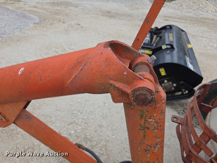 image for item EV2101 Ford 601 Workmaster tractor