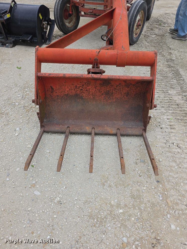 image for item EV2101 Ford 601 Workmaster tractor