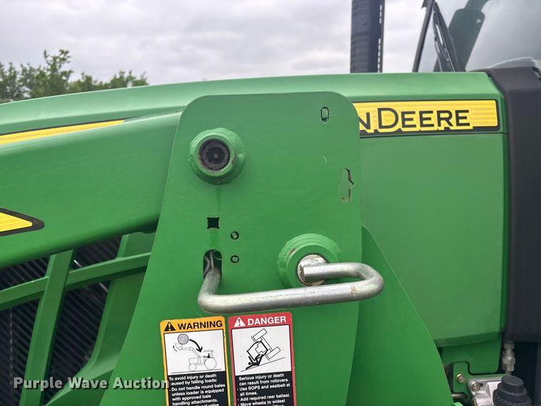 image for item EV2917 2014 John Deere 5085E MFWD tractor