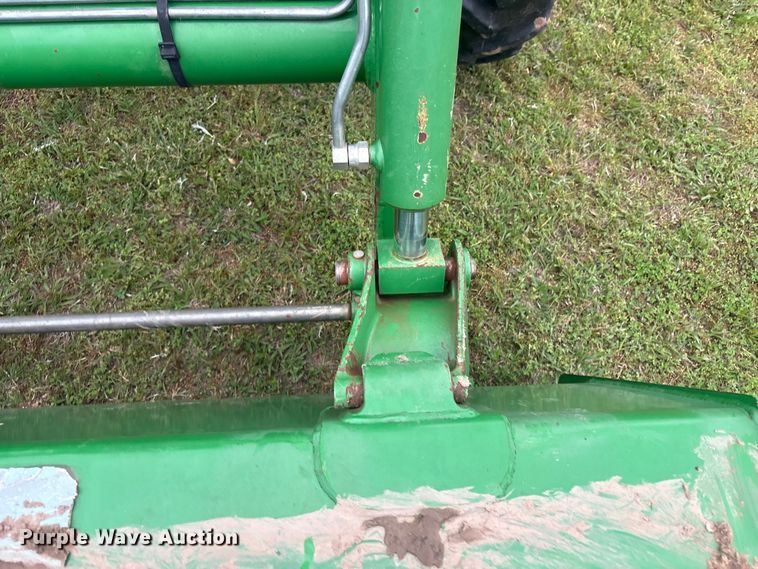 image for item EV2917 2014 John Deere 5085E MFWD tractor