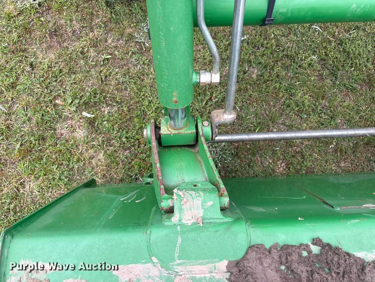 image for item EV2917 2014 John Deere 5085E MFWD tractor