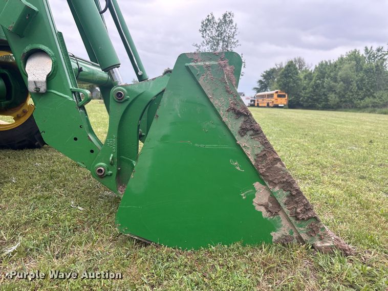 image for item EV2917 2014 John Deere 5085E MFWD tractor