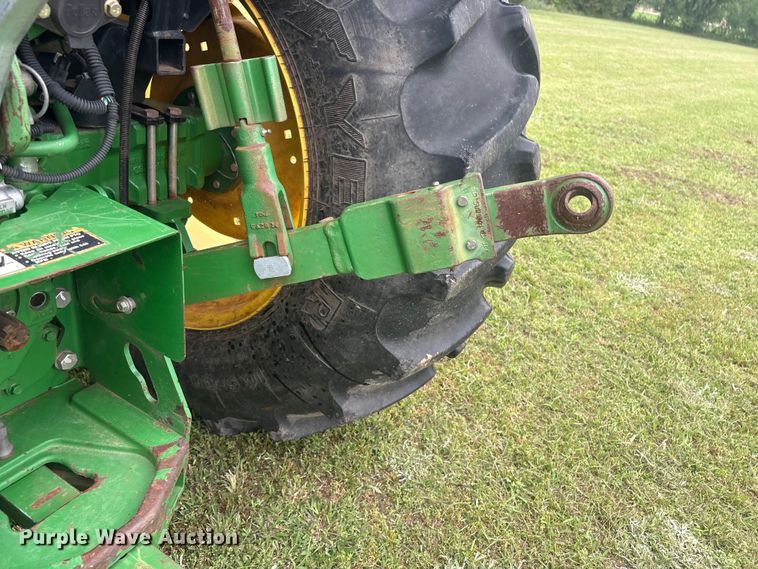 image for item EV2917 2014 John Deere 5085E MFWD tractor