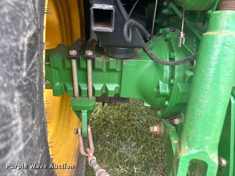 image for item EV2917 2014 John Deere 5085E MFWD tractor