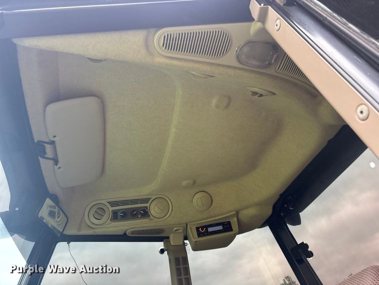 image for item EV2917 2014 John Deere 5085E MFWD tractor